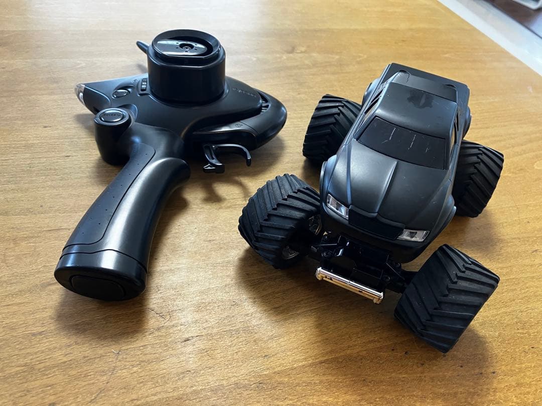 京商　ミニッツ　モンスター