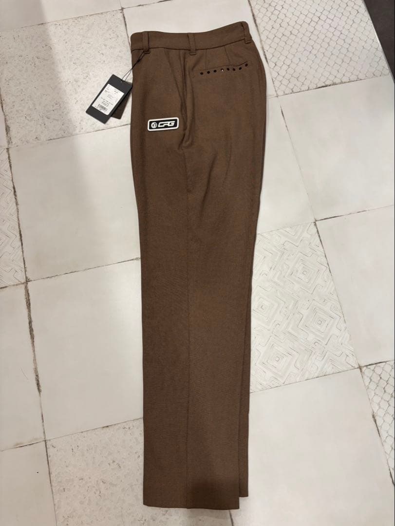 新品未使用　CPG シルエットパンツ　レディース