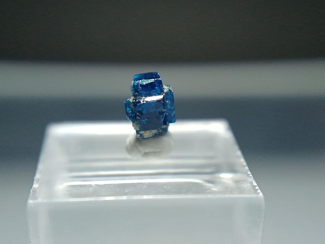 希産鉱物　擬ボレオ石　原石　擬ボレアイト　Pseudoboleite　鉱物標本