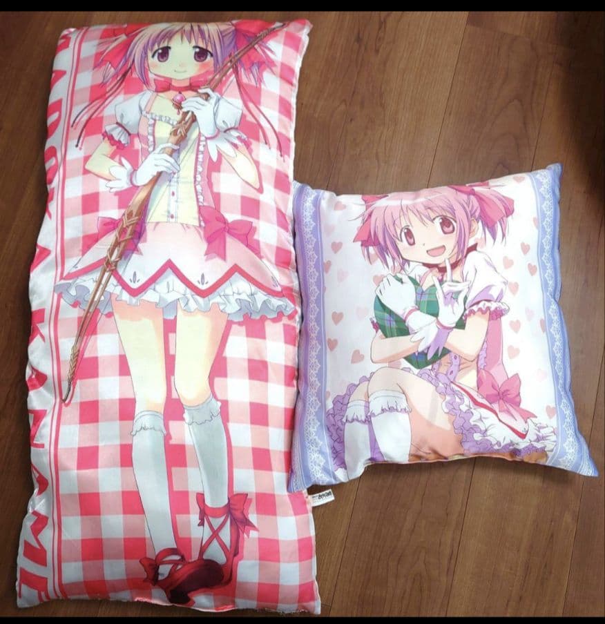 【激レア】 魔法少女まどか☆マギカ クッション 2点セット 鹿目まどか 巴マミ