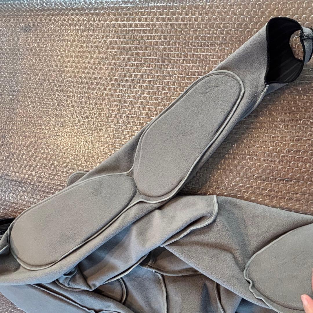 ロシニョール　スキースーツ　ウェア　ジュニア　パッド　Dynastar