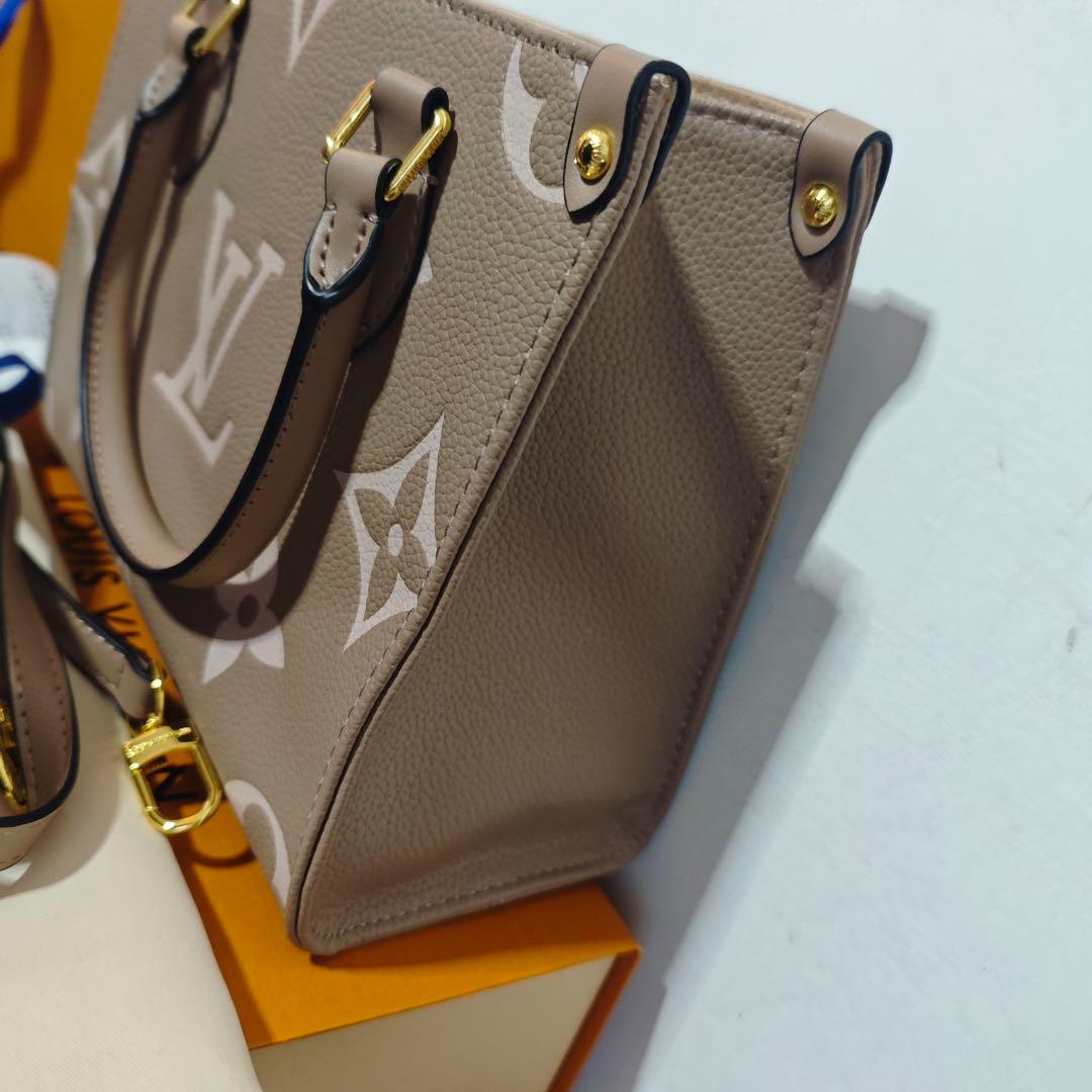 【実写画像】 ベージュ モノグラム ショルダーバッグ最終値下
