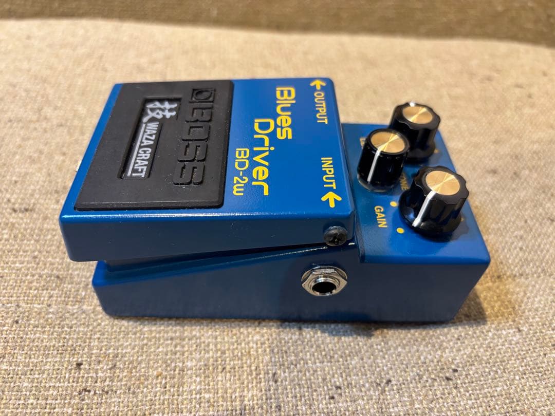 ギター BOSS BD-2W