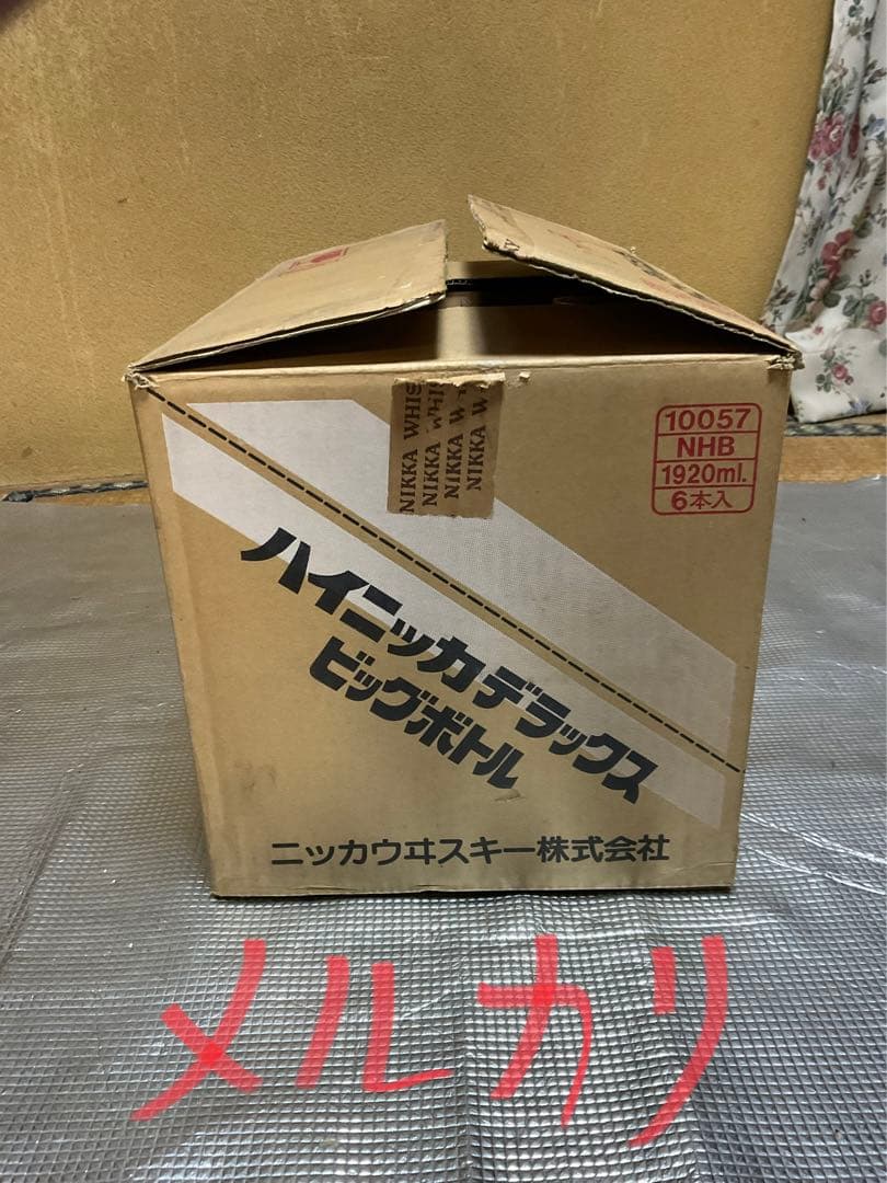 ニッカ・ウヰスキー／HI NIKKA・WHISKY・DX。1920ml、39度。