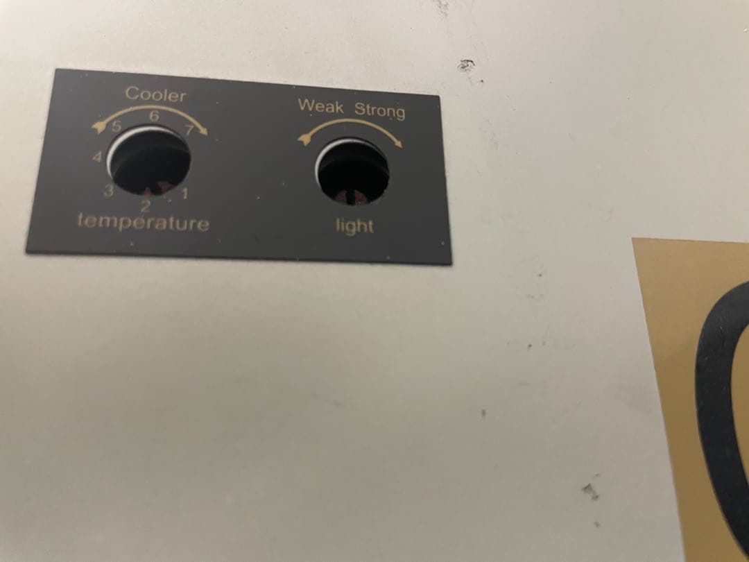 レッドブル　小型冷蔵庫　ガラス扉