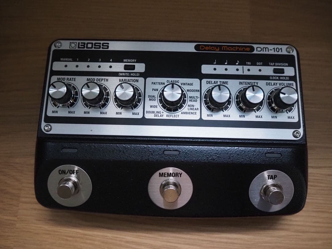 BOSS DM-101 ディレイマシン