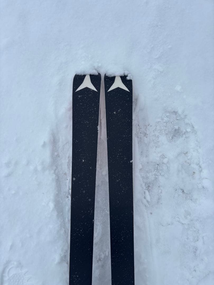 180cm アトミック レッドスター ATOMIC REDSTER GS