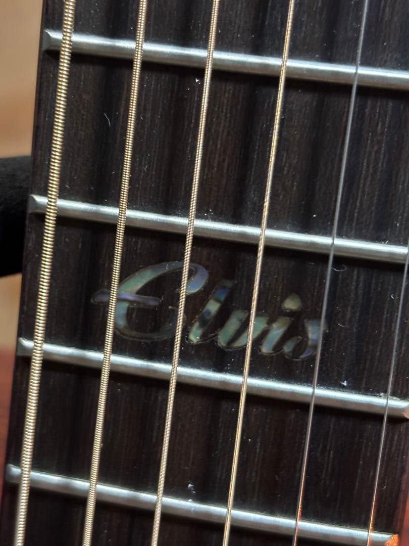 オールマホガニートップ単板/Elvis Ⅱ 未使用に近い状態です！