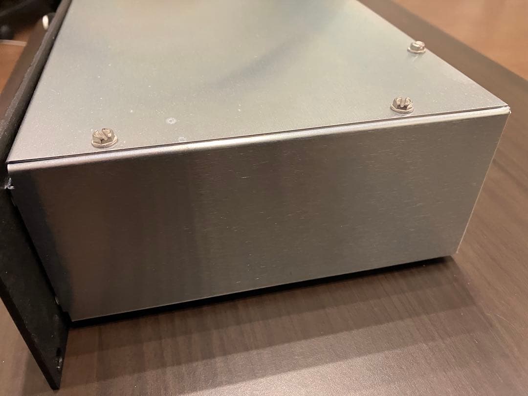 Universal Audio 1176LN コンプレッサー