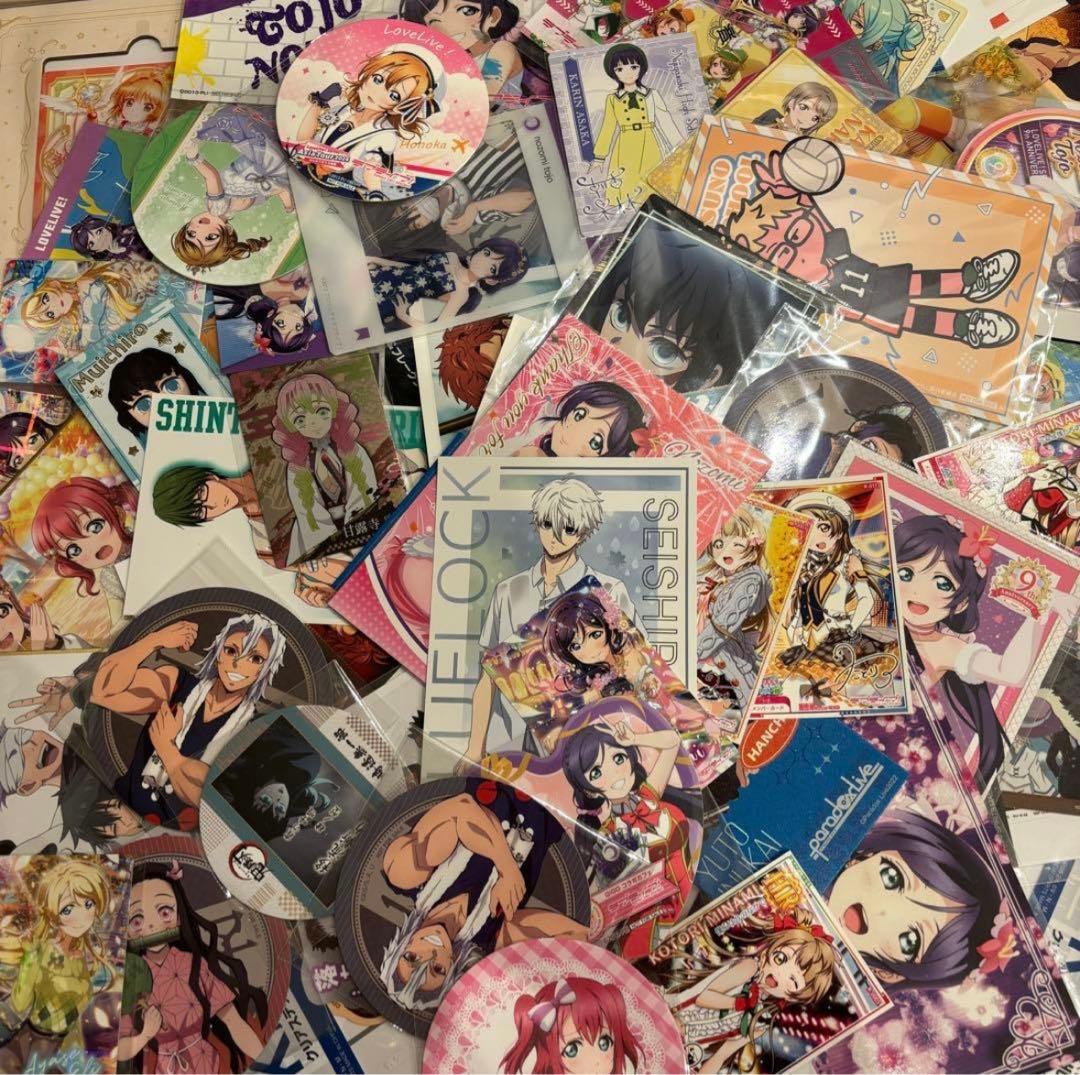 鬼滅の刃 ワンピース　ラブライブ アニメグッズ　まとめ売り 大量　1500点以上