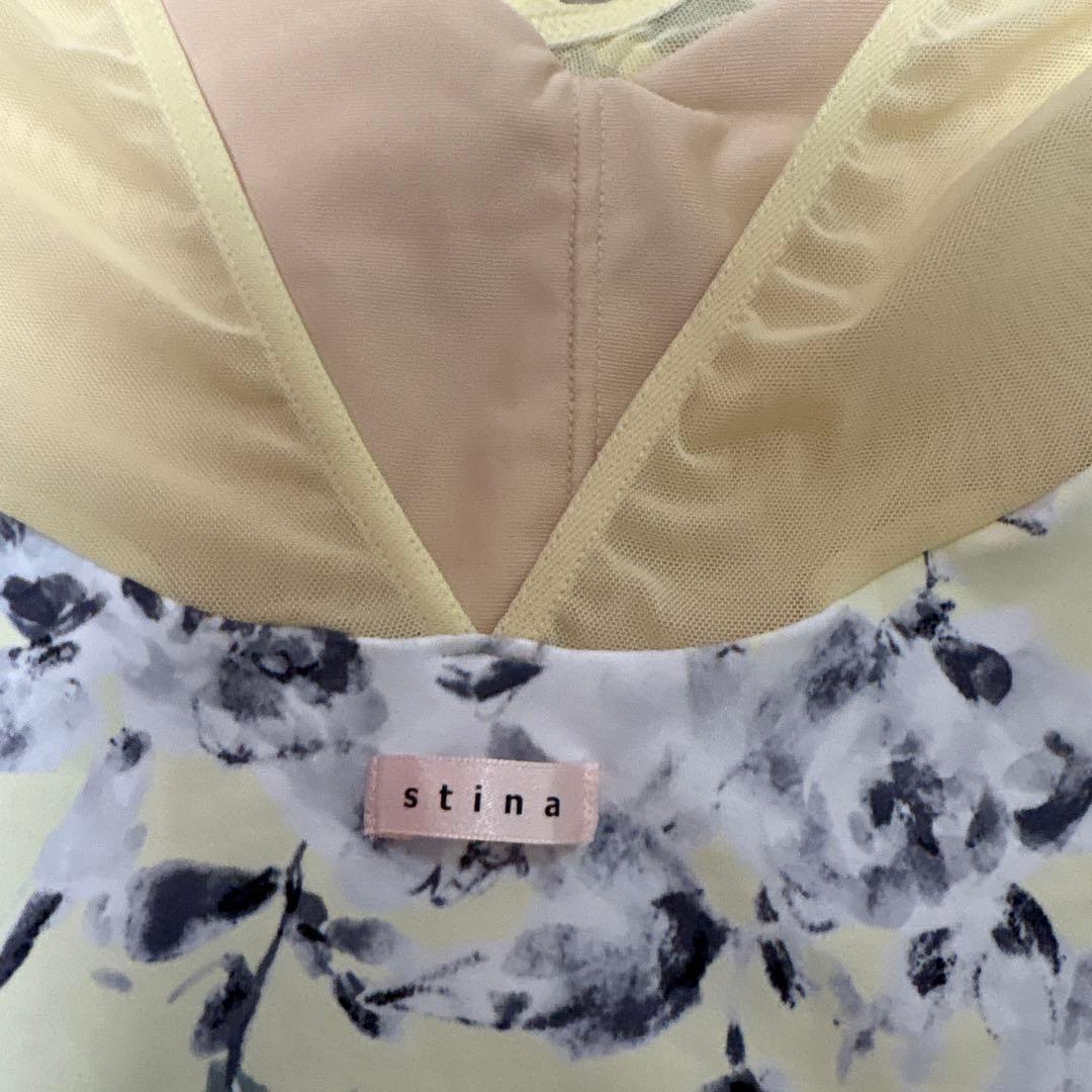 stina S 花柄 Vネック レオタード