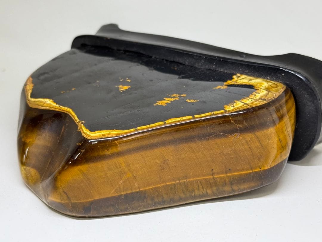 N 鑑賞品 美品 虎目石飾台付 1.4kg 宝石