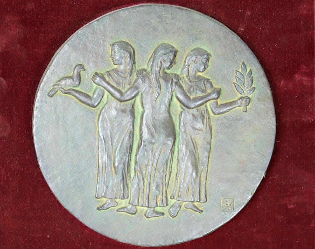 福井三幸 三美神 ブロンズレリーフ 平和 女性像 壁掛け ブロンズ像