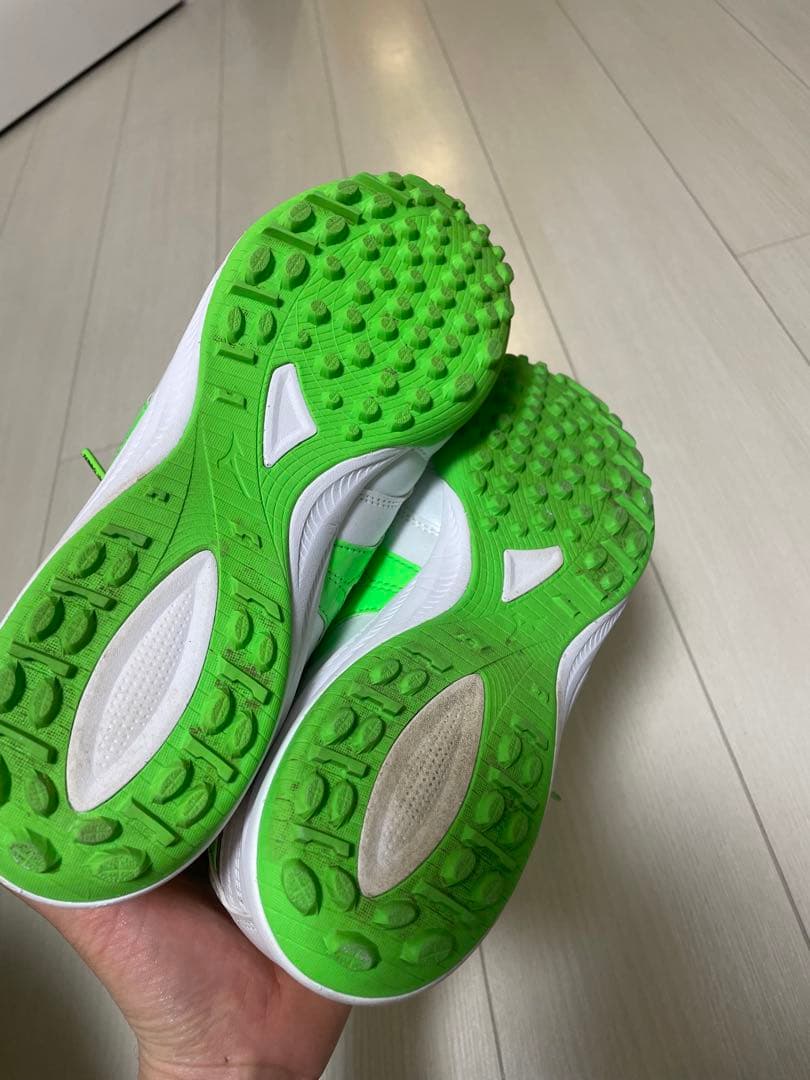 【極美品】ミズノモレリア SALA ELITE TF 26.0cm モレリアサラ