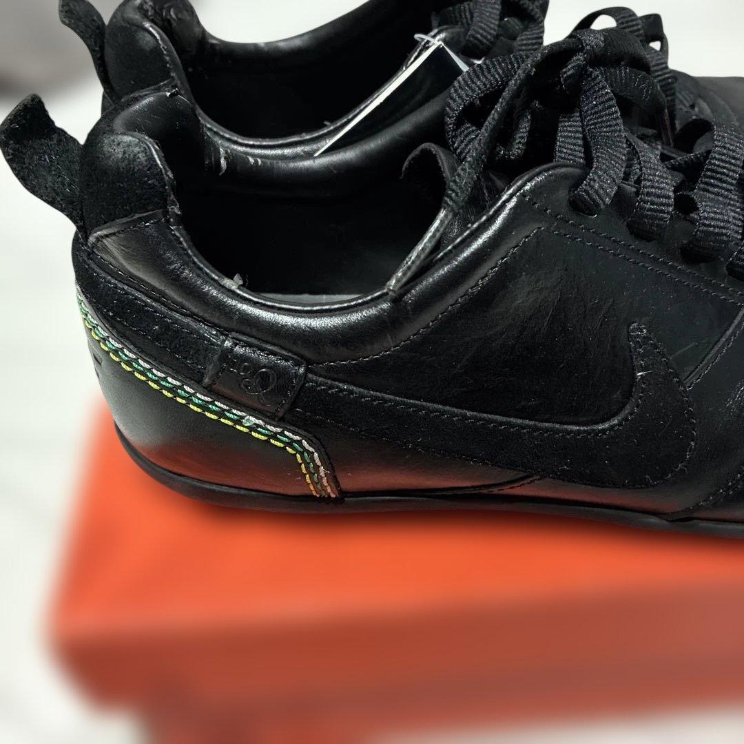 ロナウジーニョ　ストリート　スニーカー