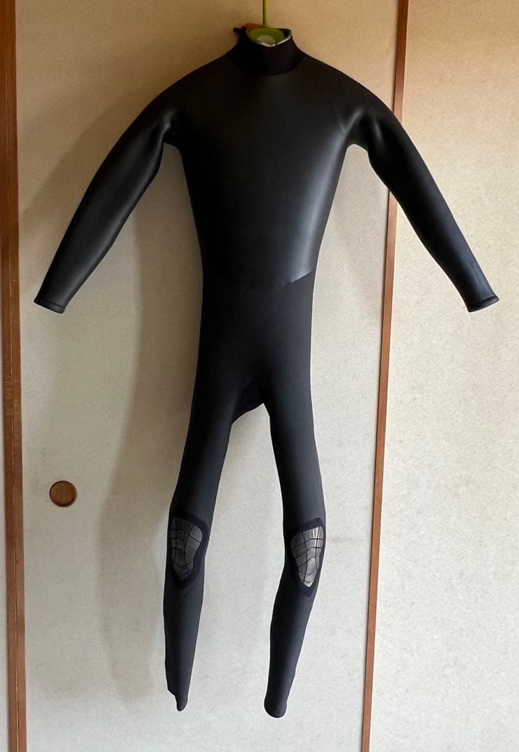 (中古)フルスーツ ブラック ネオプレ3.5mm サイズ　オーダー