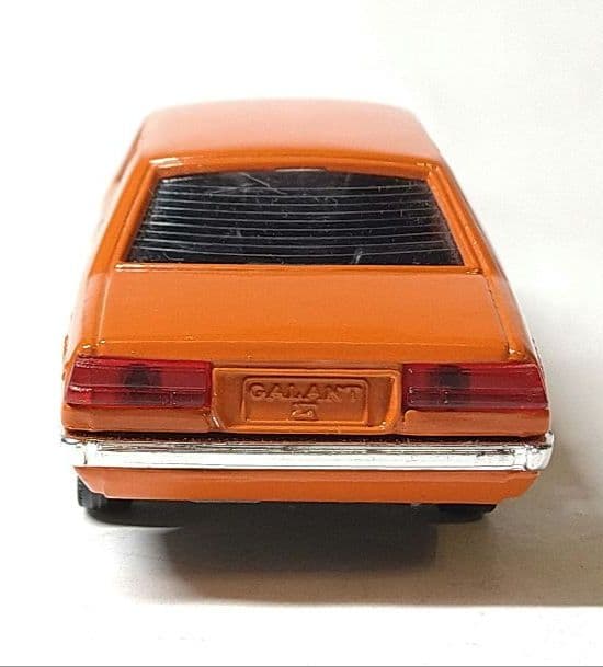 トミカダンディ　ミツビシギャラン