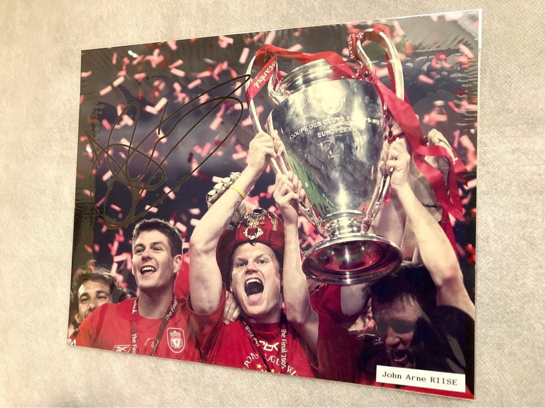 リバプールFC リーセ直筆サイン入りフォトフレーム(04/05CL優勝記念限定)