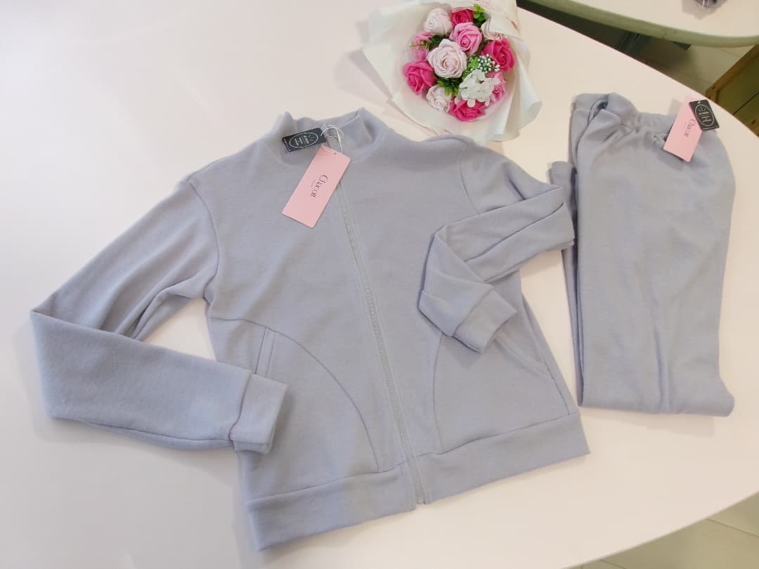 ☆チャコット【新品】バレエウオームアップ上下/M/ラベンダー/¥30.800☆