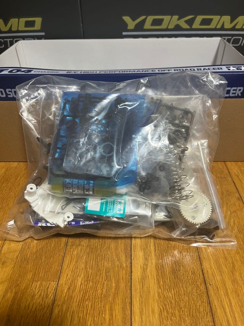 タミヤ　DT-04 オプション多数ボディー付き