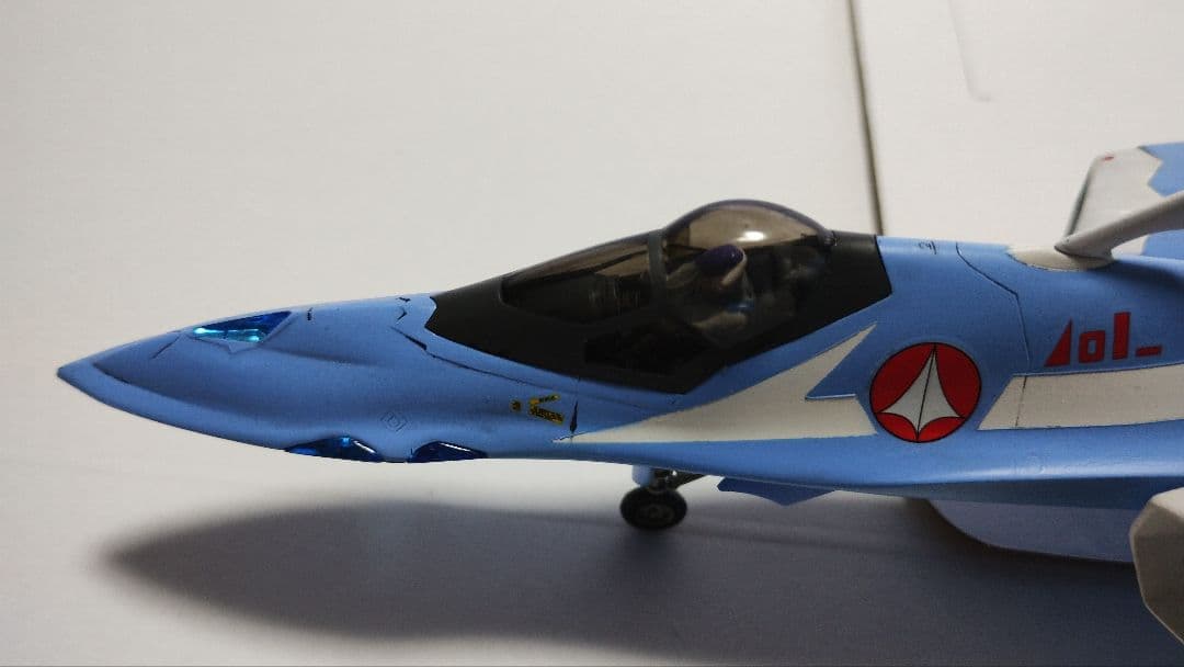 プラモデル完成機　1/72　VF-11Bと、VF-22Sの2機セット