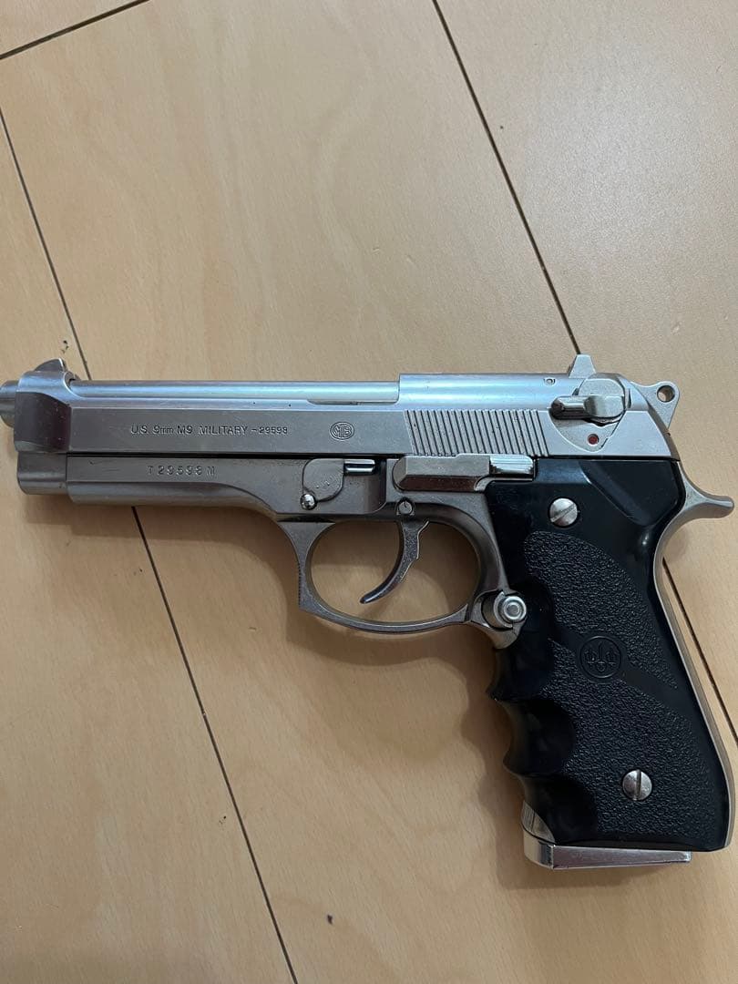 東京マルイ　M92F ガス　エアガン