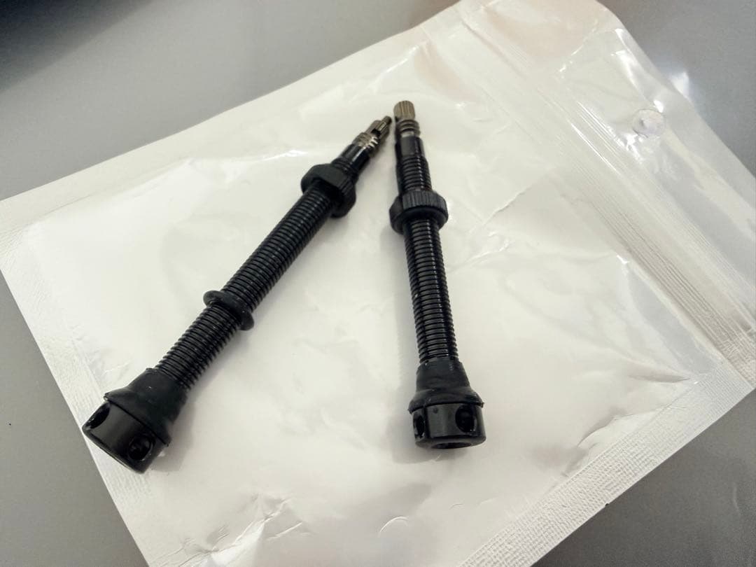 ELITEWHEELS DRIVE 40/50 カーボンホイール