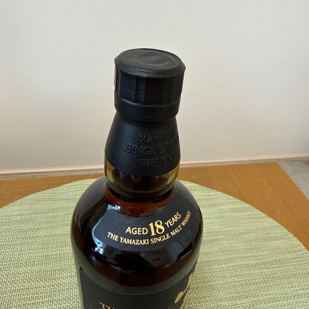 山崎18年シングルモルトウイスキー 700ml 正規品 箱あり