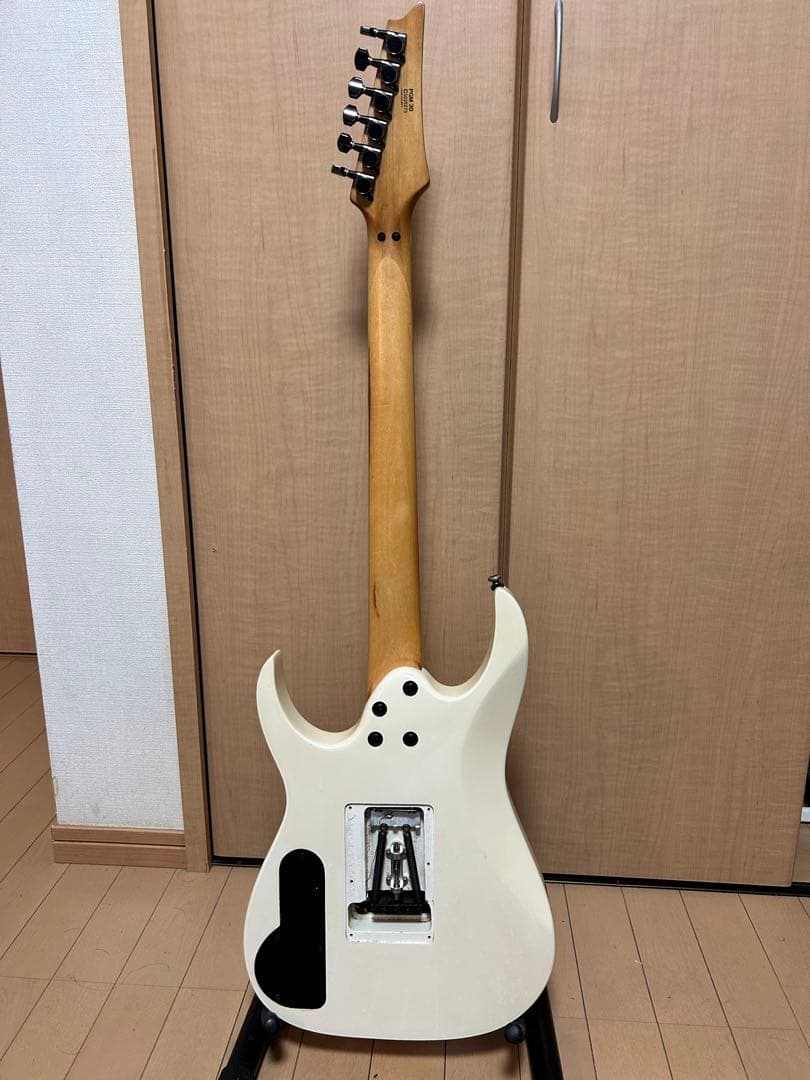 【売約済】Ibanez PGM30アイボリーペグ交換済・アーミングアジャスター付