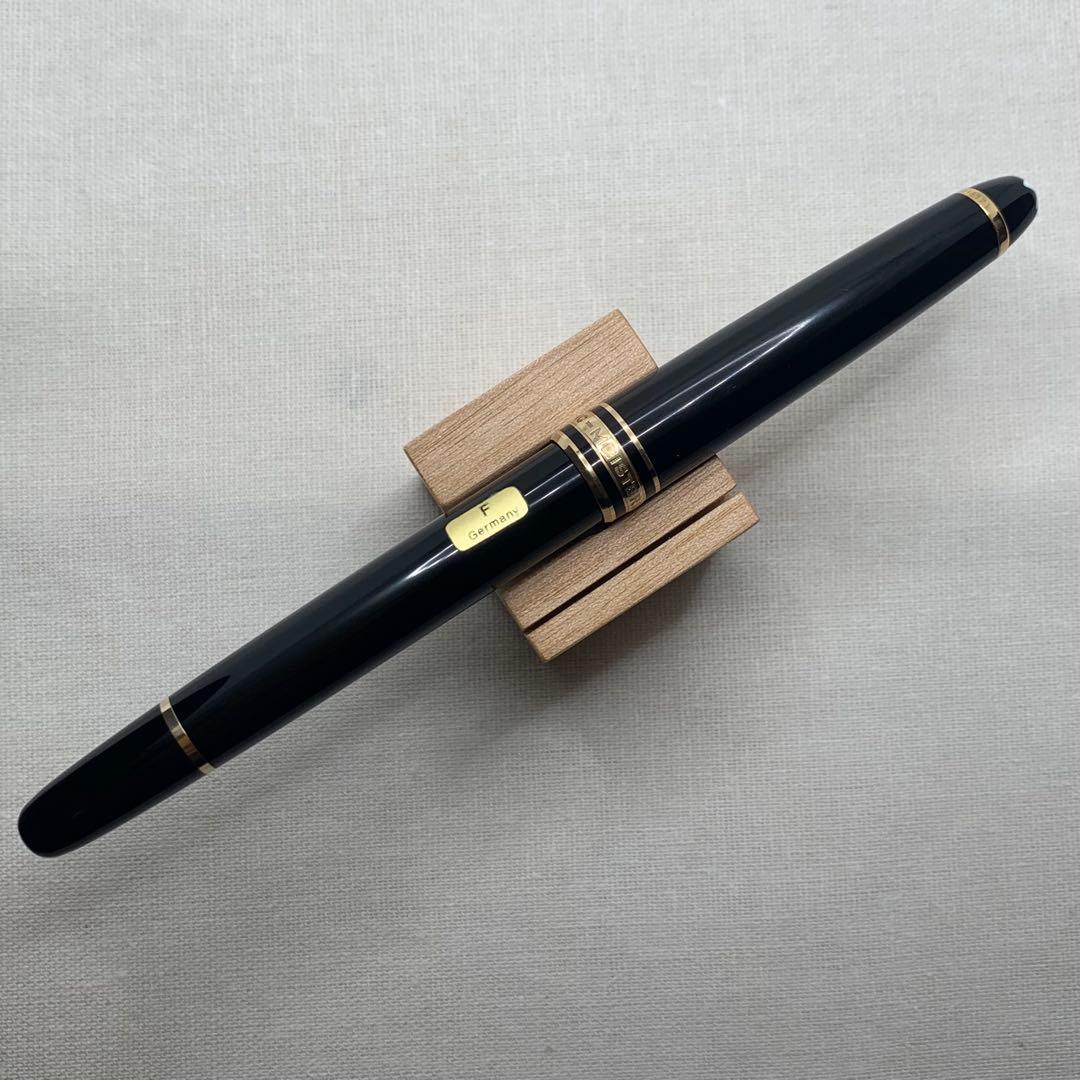 【箱保証書付】モンブラン　マイスターシュテュック144 中白 万年筆 字幅F