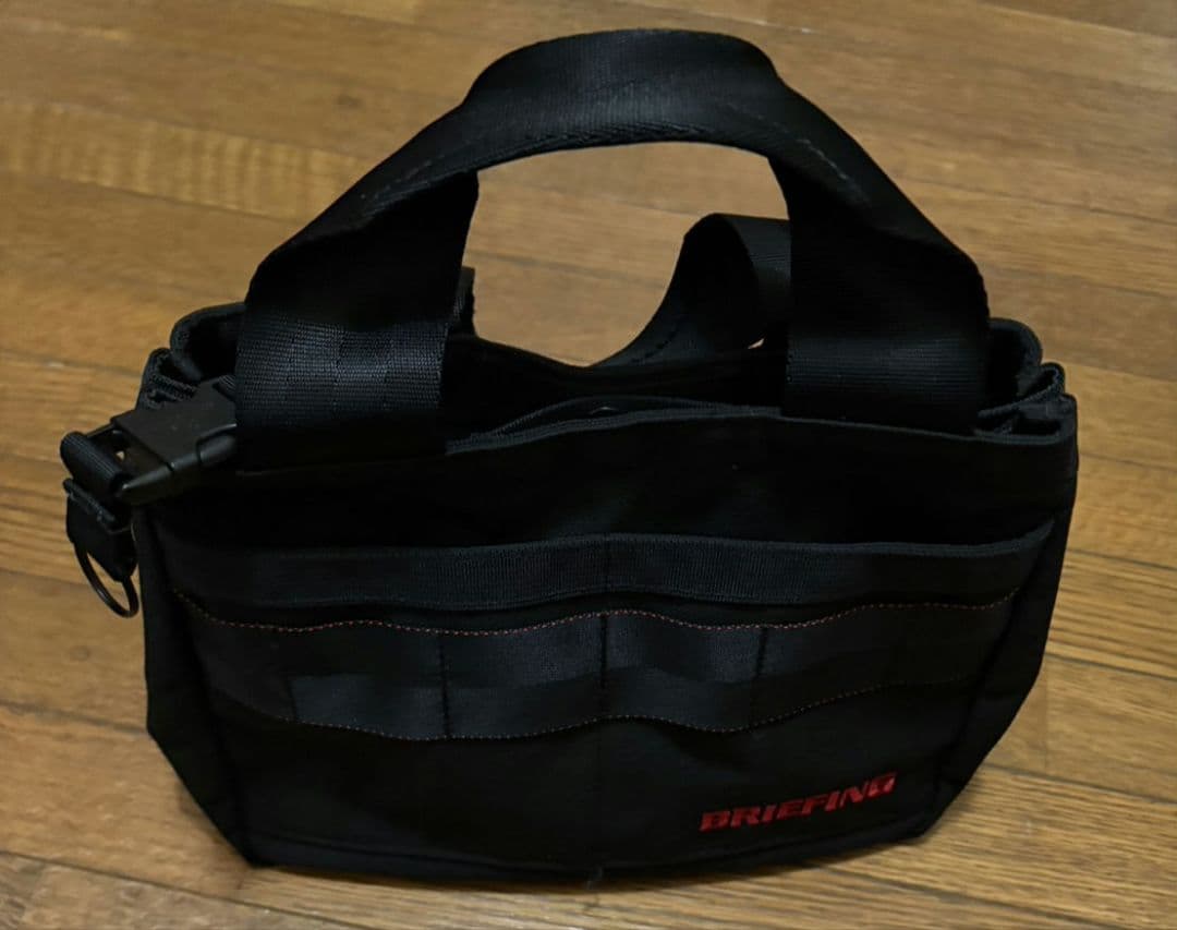 BRIEFING 黒 カートバッグ