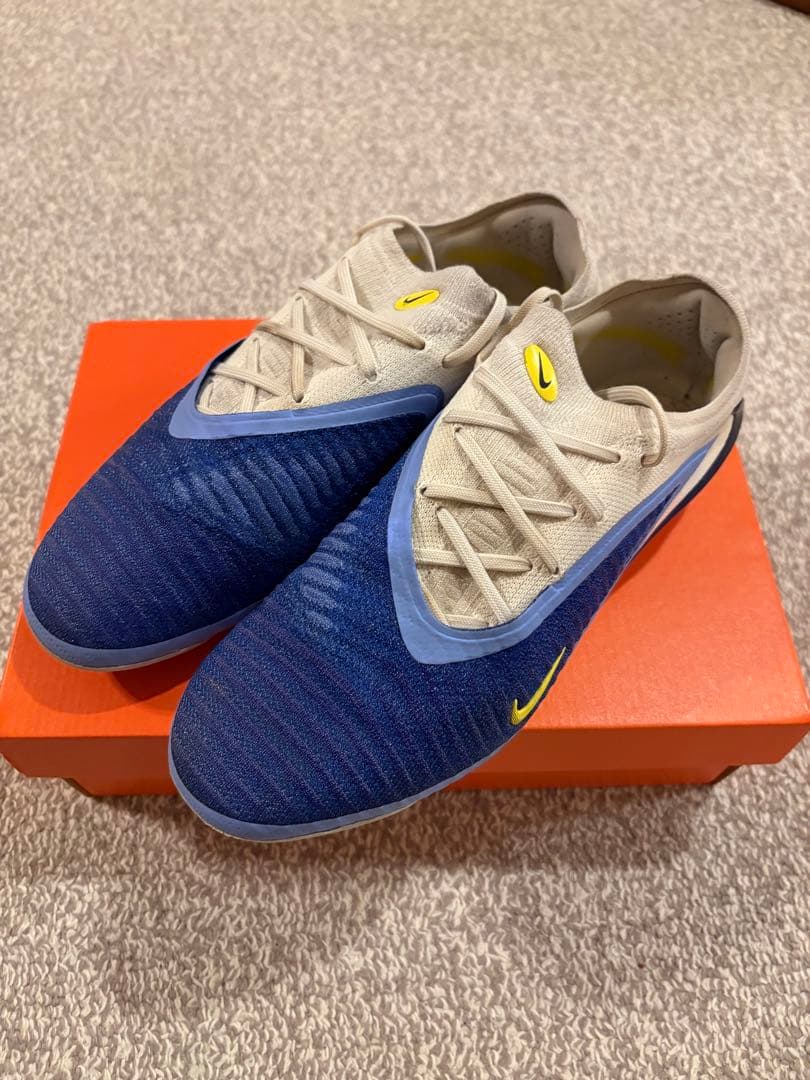 ナイキ ファントム 6 LOW エリート FG 25センチ