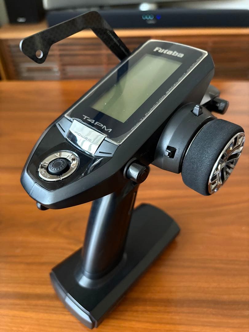 フタバ　Futaba 4PM トリプルレシーバー　カーボンハンドル付き