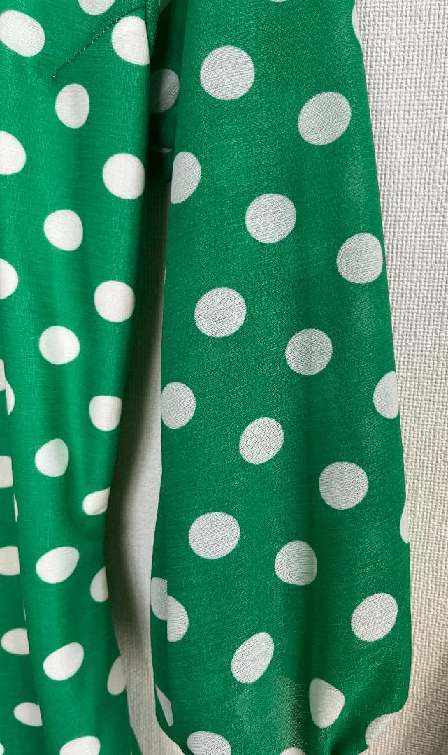 フラメンコ衣装 ツーピース+スカーフ グリーン×白水玉 ストレッチ フリル 軽量