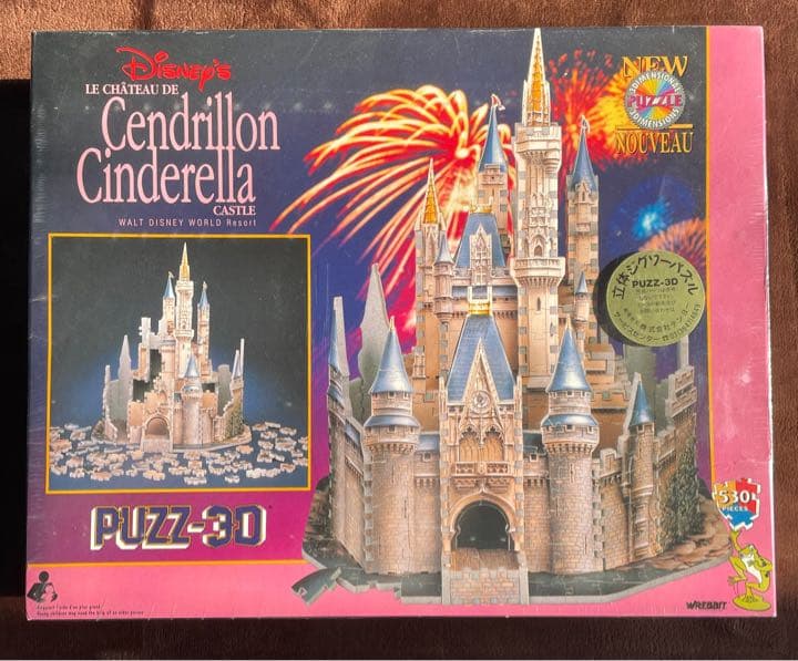 Disney シンデレラ城立体ジグソーパズル