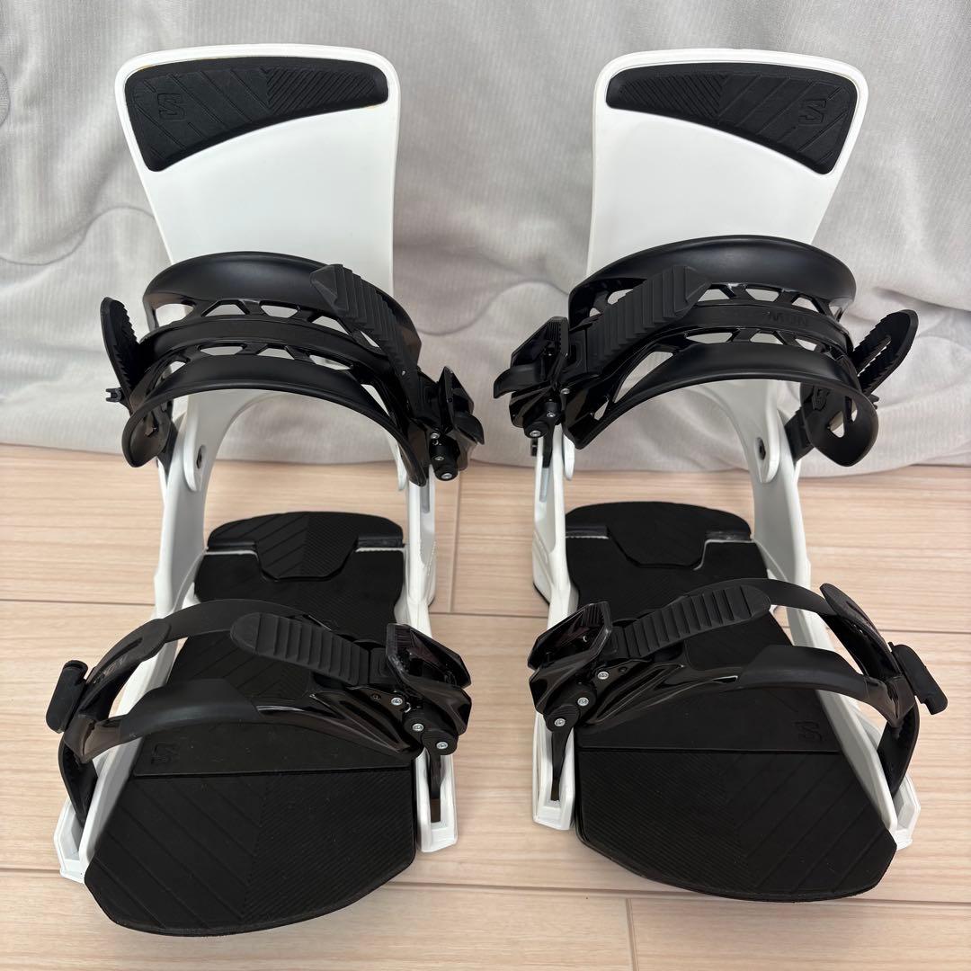 SALOMON RHYTHM ホワイト/スノーボードビンディング