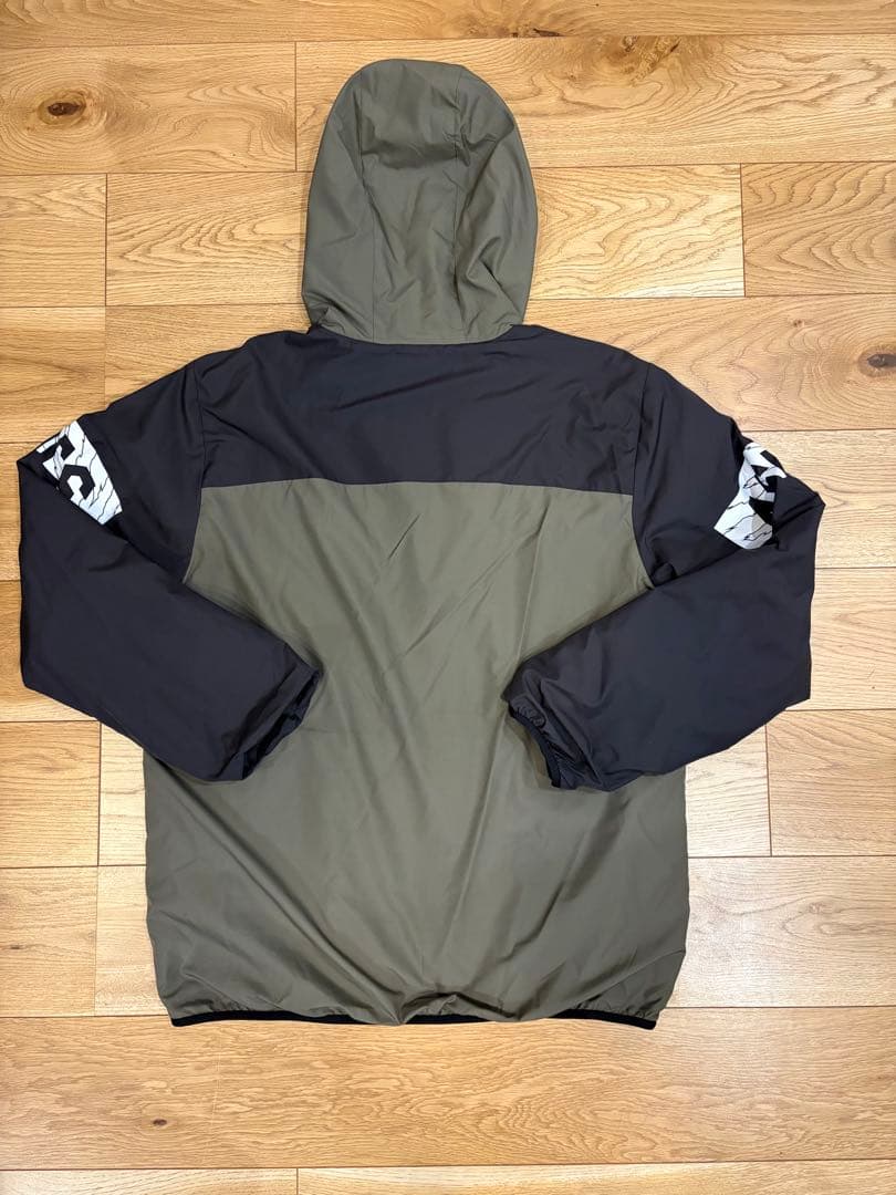 ASICS 中綿ウォーマー　上下セット　人気