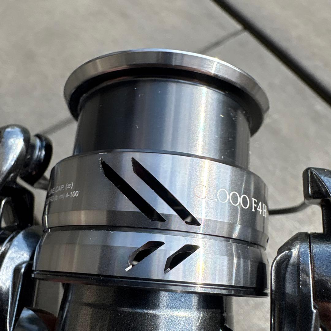 シマノ 21コンプレックス XR C2000 F4 HG