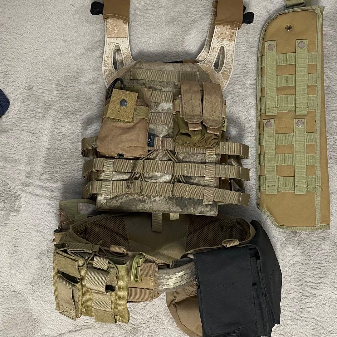 EmersonGear プレートキャリア＋バトルベルト、ポーチ他セット