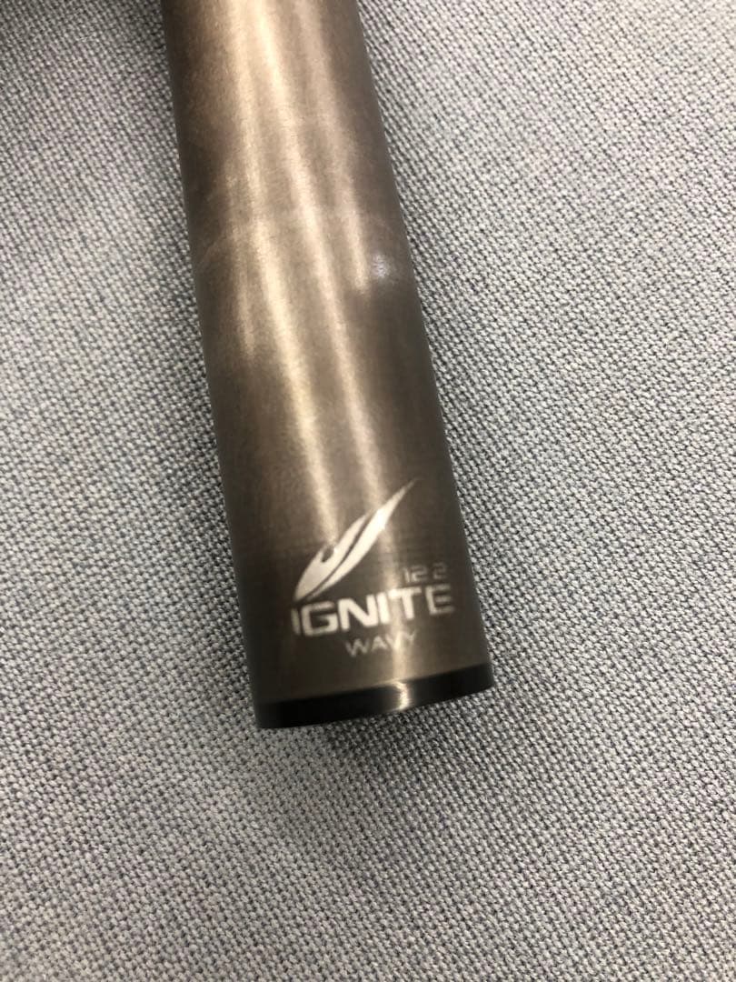 ビリヤード　カーボンシャフト　イグナイト　wavy