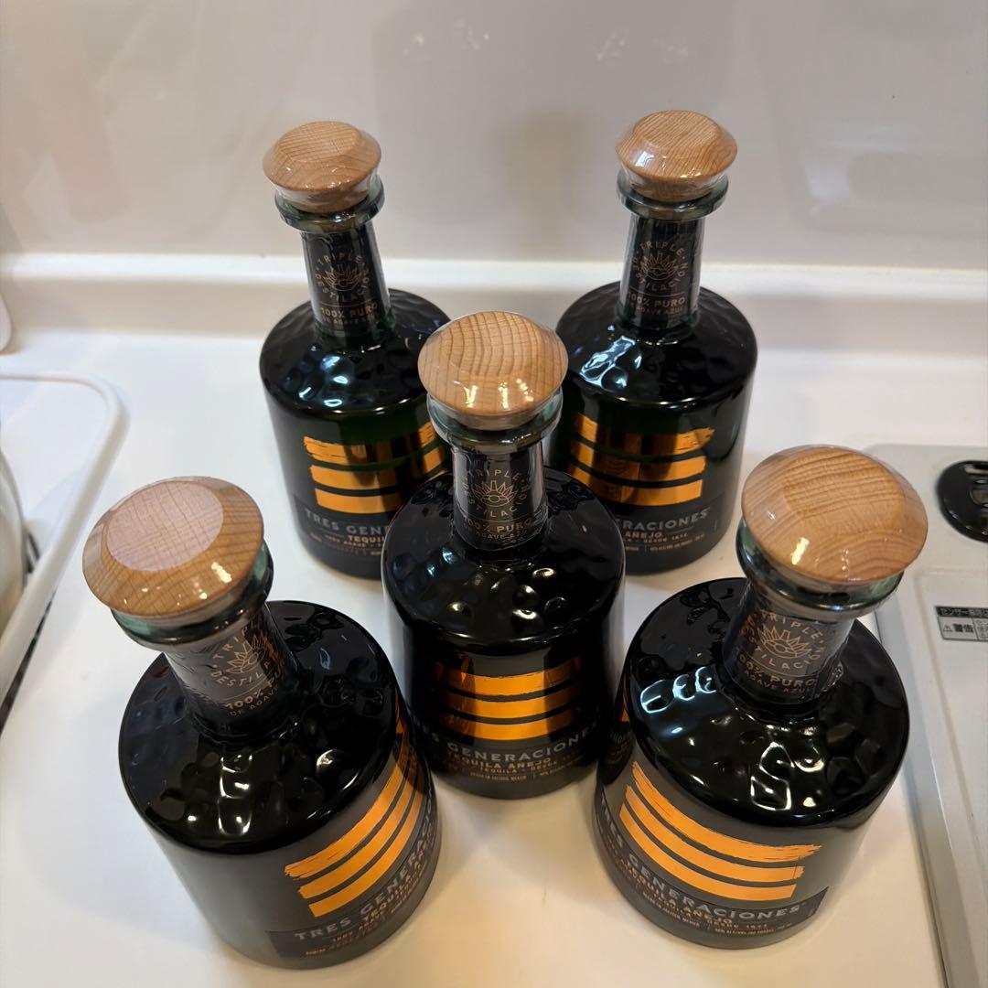 トレスジェネレーション アネホ テキーラ 750ml 5本 新品 未開栓 箱無し