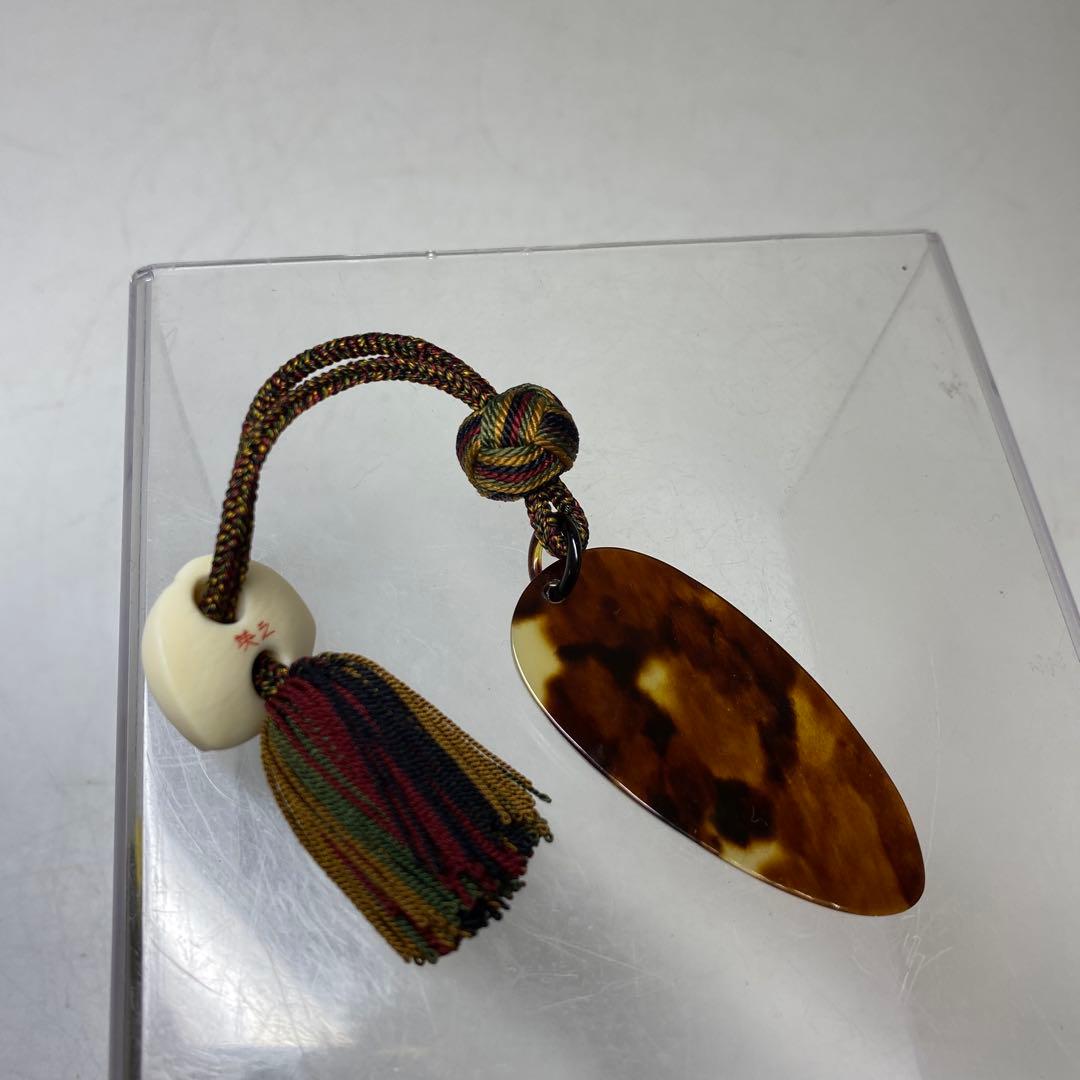 英之在銘　鼈甲に極上ウサギ　根付　8g 東さ8-0104☆2F