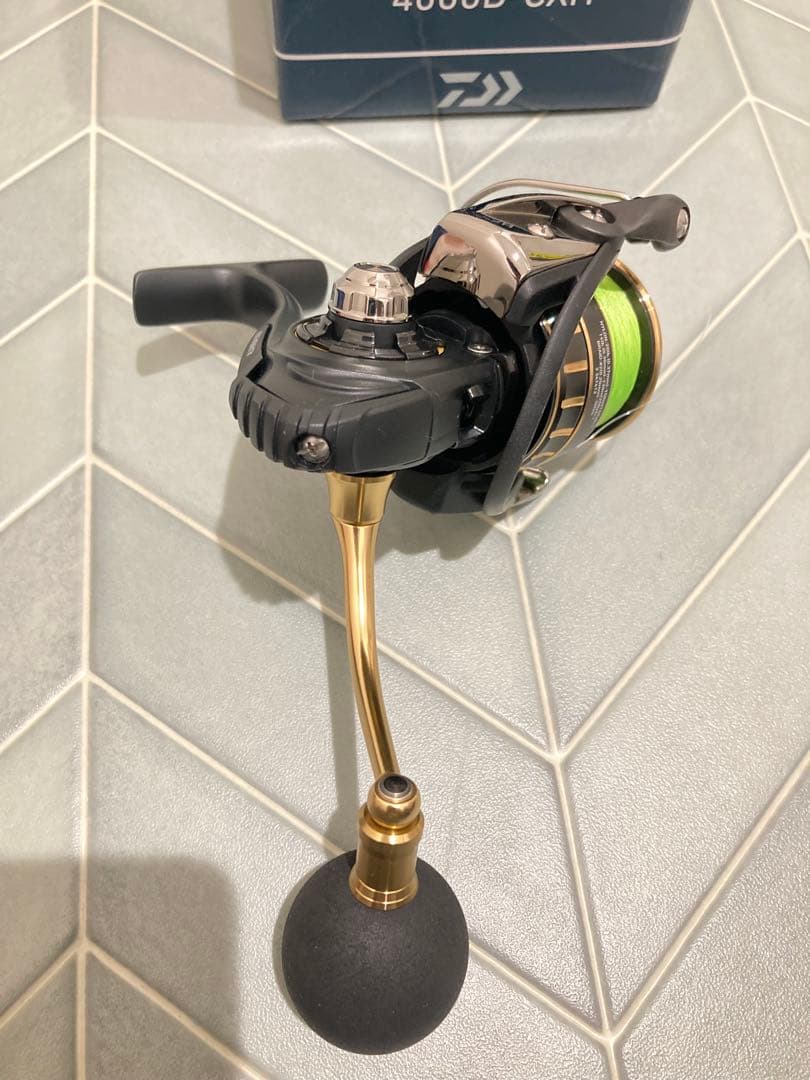 ダイワ 23BG SW 4000D-CXH