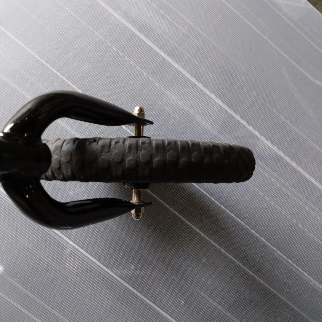 STRIDER バランスバイク ブラック　プロテクター付き