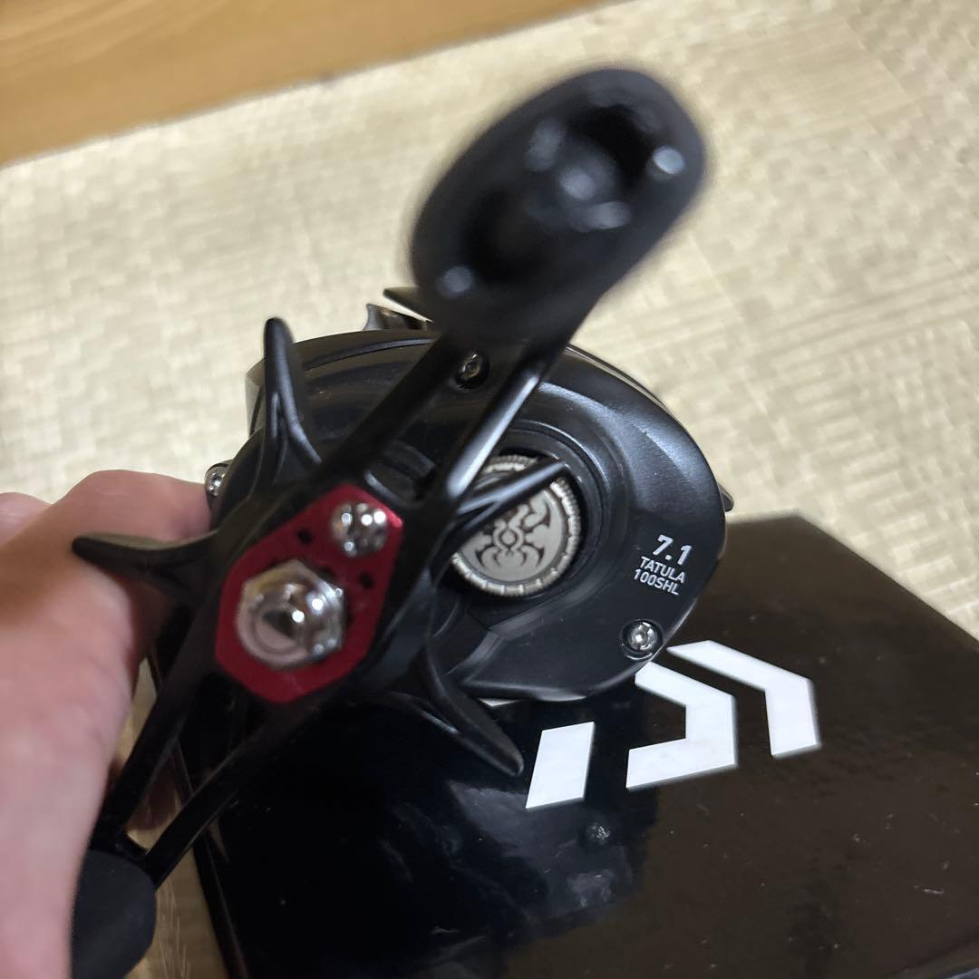 ダイワ ベイトリール タトゥーラ TW 100SHL