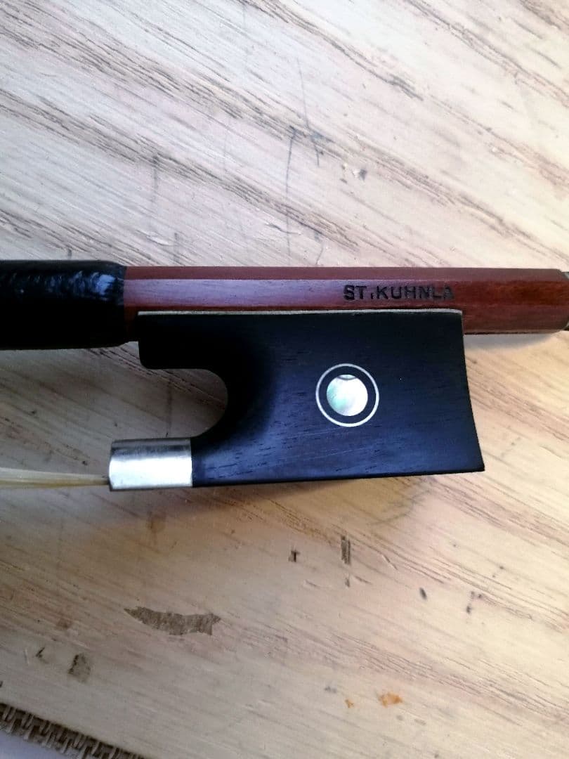 Steffen Kuhnla　ステフェン・クンラ　ヴァイオリン弓