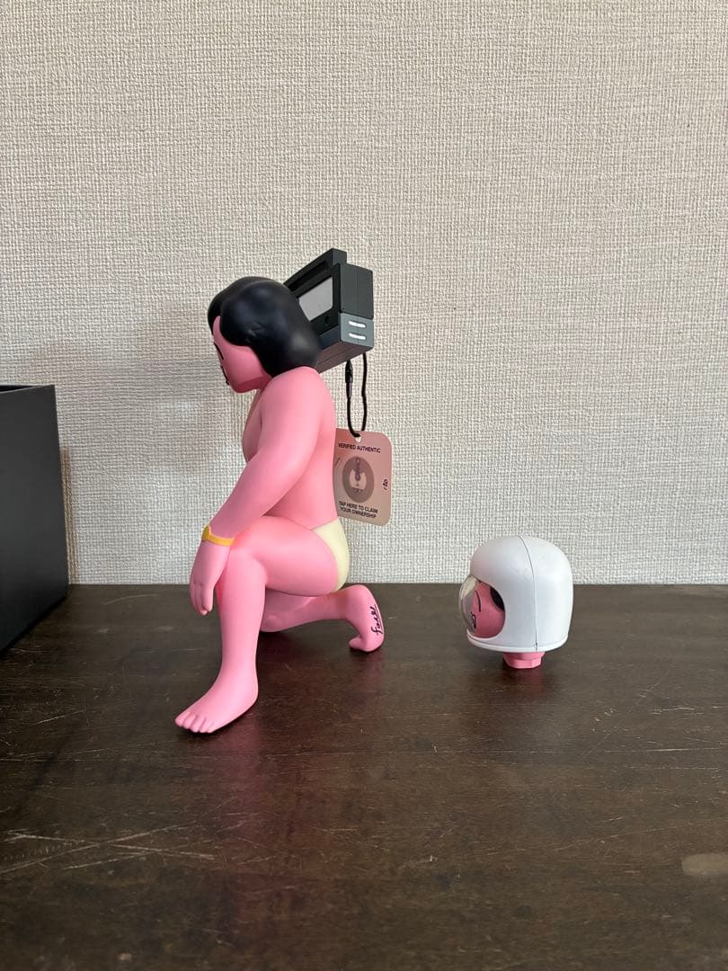 Face Oka The Naked Director 全裸監督 ED300