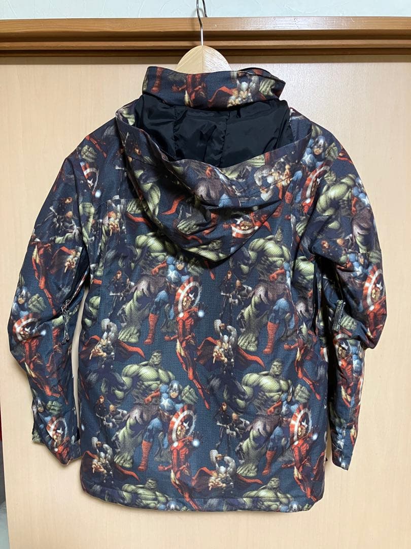 BURTON × MARVELコラボ スノーボードウェア　サイズM
