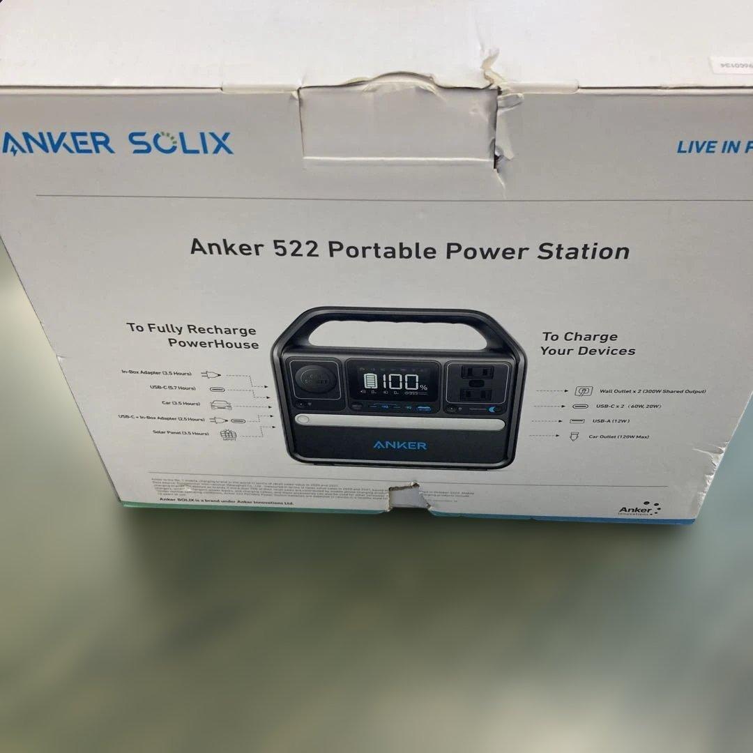 Anker ポータブル電源 522 A1721511　箱傷み