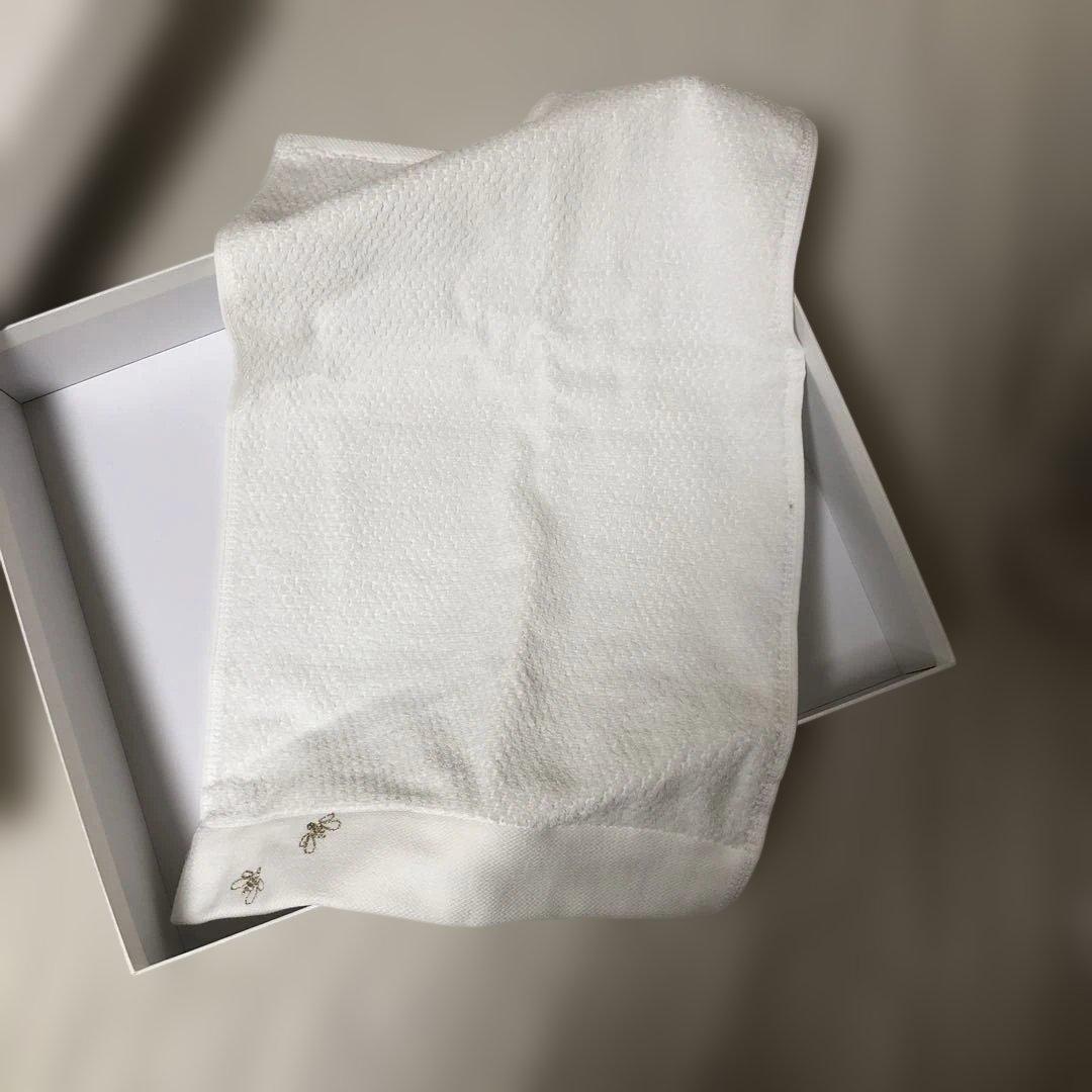 GUERLAIN ゲラン ホワイトタオルセット 3点　ギフトボックス付き